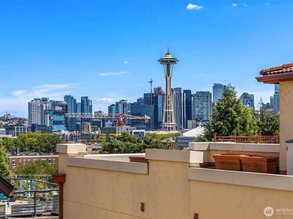 371 W Olympic Place, Seattle WA 98119