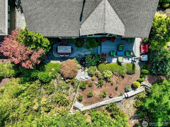 24132 NE 131st Terrace, Redmond WA 98053