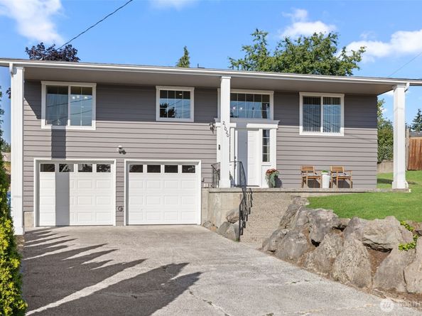 21020 98th Avenue S, Kent WA 98031