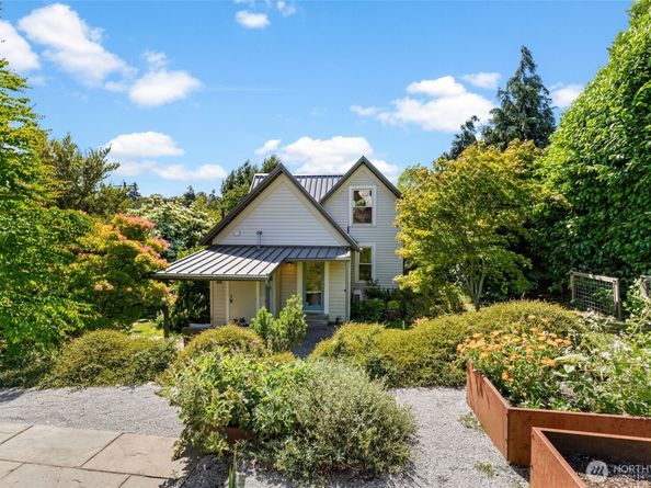 4048 37th Avenue S, Seattle WA 98118