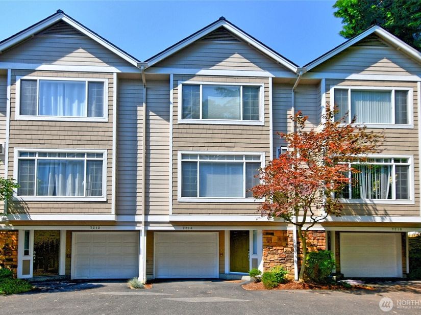 7214 NE 182nd Street 3, Kenmore WA 98028