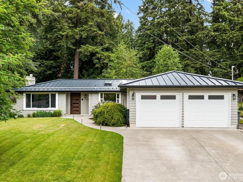 17529 93rd Avenue NE, Bothell WA 98011