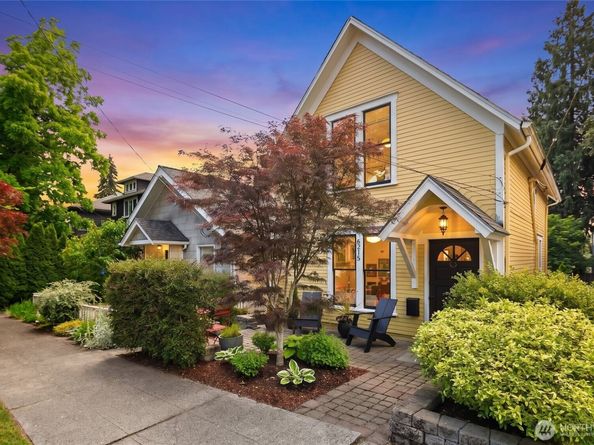6215 27th Avenue NE, Seattle WA 98115