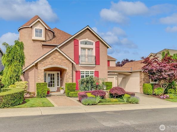 323 240th Place SE, Sammamish WA 98074