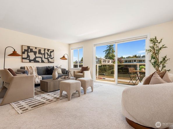 960 5th Ave S 208, Edmonds WA 98020