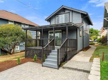 2928 Nassau Street