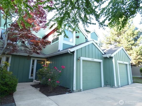15878 NE 93rd Way 1503, Redmond WA 98052