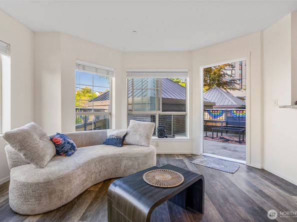 1125 E Olive Street 202, Seattle WA 98122