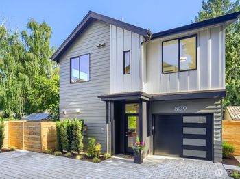 809 NE 90th Street