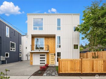106 29th Avenue E