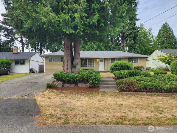 8810 NE 187th Street, Bothell WA 98011
