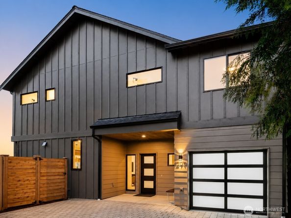 12910 NE 70th Place, Kirkland WA 98033