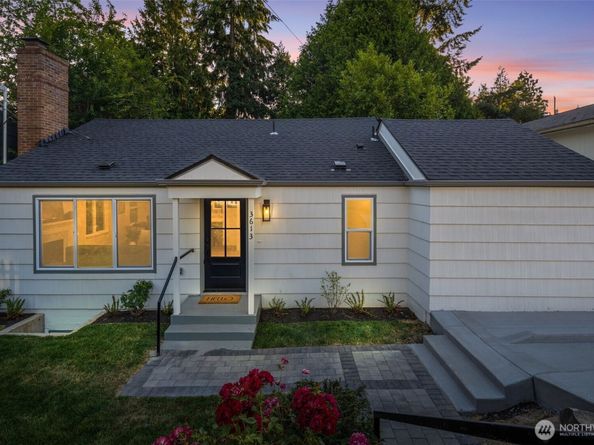 3613 40th Avenue W, Seattle WA 98199