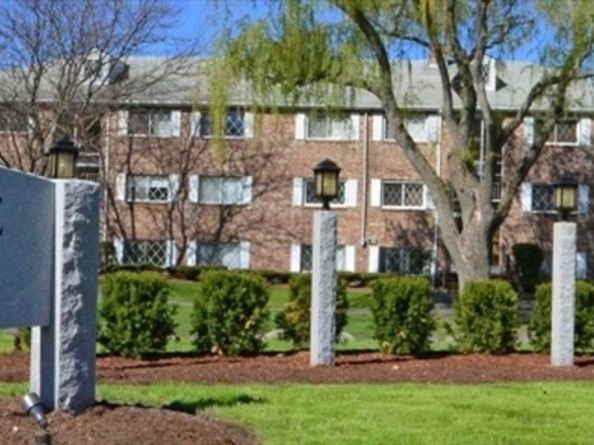25 Farrwood Ave 1, North Andover MA 01845