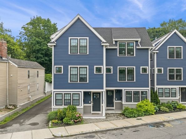 331 Bridge St 2, Salem MA 01970