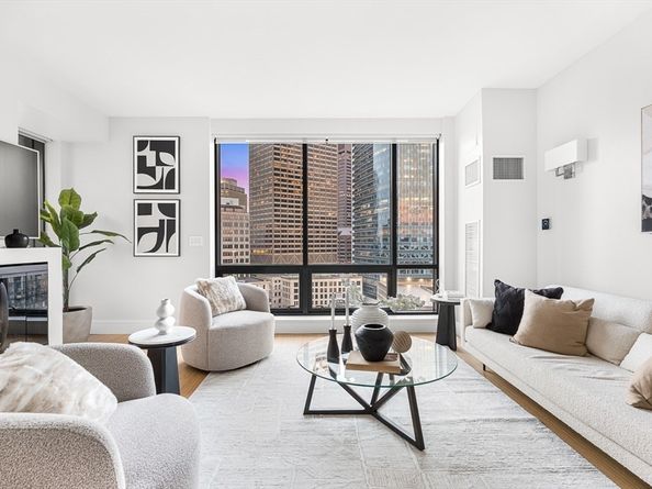 45 Province St 1806, Boston MA 02108