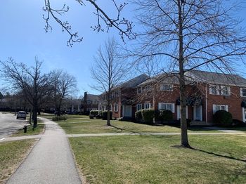 145 Emerson Gardens Rd