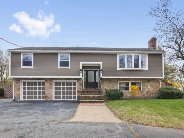 176 Mallard Way, Waltham MA 02452