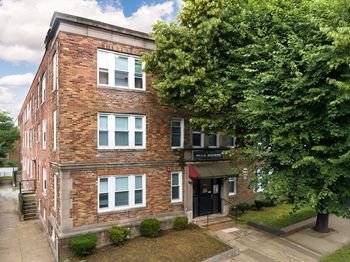 77 Green Street