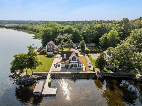 123 Nelsons Grove Road, Lakeville MA 02347