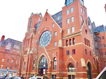 2 Clarendon Street