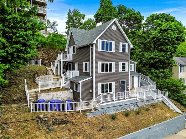 468 Salem St, Malden MA 02148