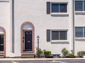 1 Charles St