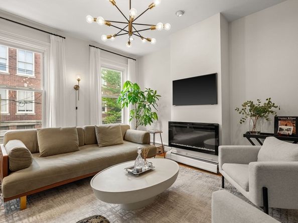 19 Walker St, Boston MA 02129