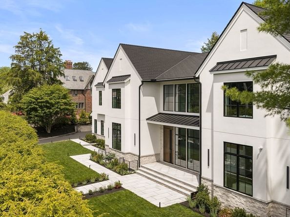 19 Bonnybrook Road, Newton MA 02468