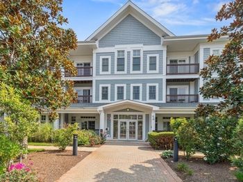 501 Commerce Dr