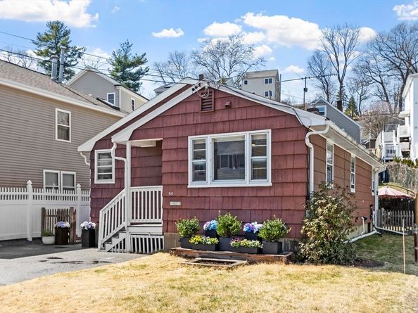 81 Princeton Ave, Waltham MA 02451
