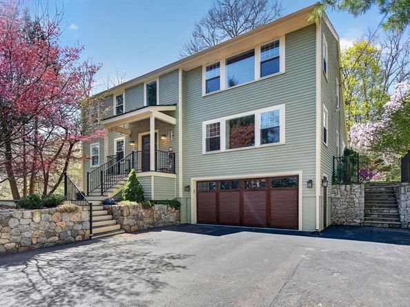 334 Farm Rd, Marlborough MA 01752