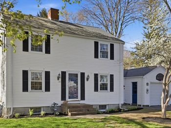 129 Academy Ave