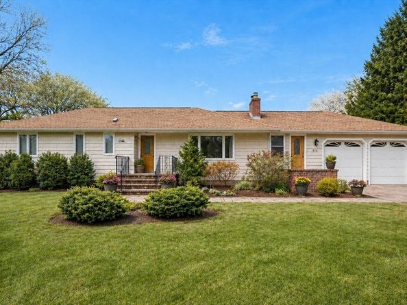 424 Central, Holliston MA 01746