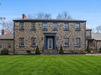 90 Countryside Ln