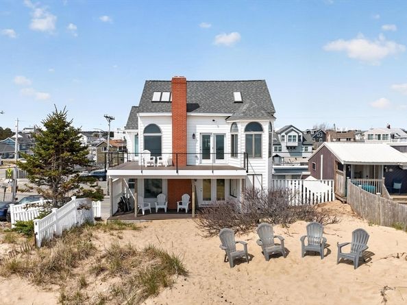 4 Northern Blvd, Newbury MA 01951