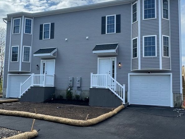 22-24 Snowberry Cir 22, Worcester MA 01607