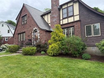 9 Mayfield Rd