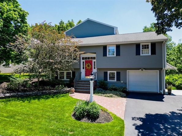 163 Woodside Lane, Arlington MA 02474