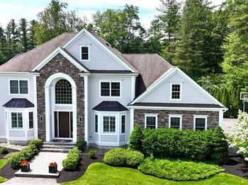 6 Little Meadow Way
