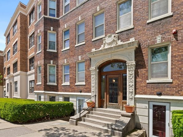 1645 Commonwealth Ave 17, Boston MA 02135
