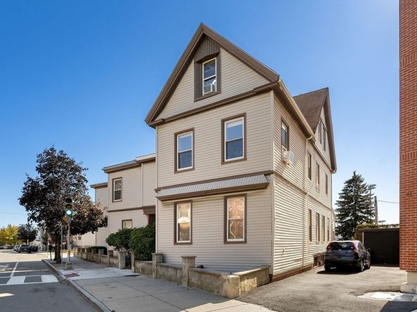 91 Chelsea St, Everett MA 02149