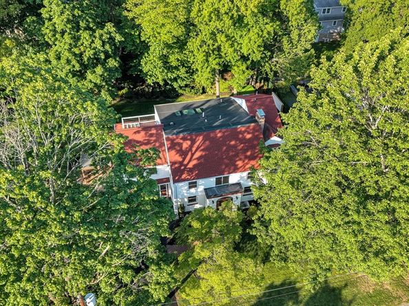 31 Alba Rd, Wellesley MA 02481