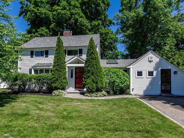 74 Rose Hill Way, Waltham MA 02453