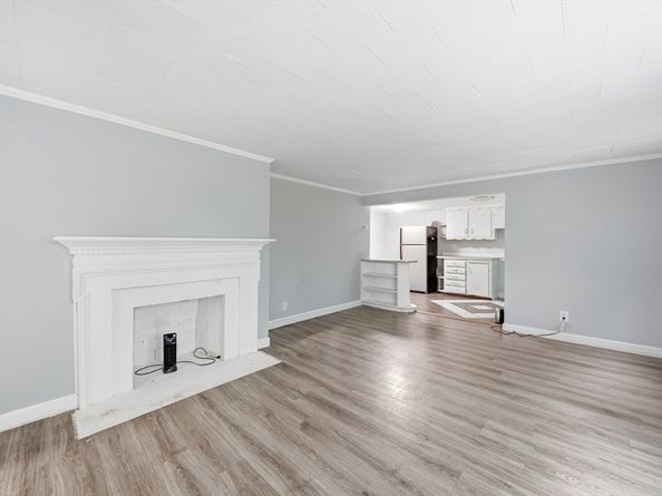253 Lexington St, Woburn MA 01801