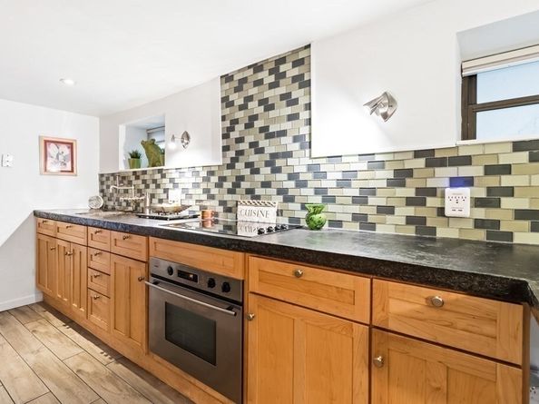 92 Green St 1, Boston MA 02129