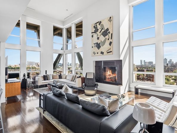 360 Newbury Street 810, Boston MA 02115