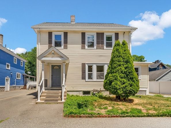 11 North Warren St, Woburn MA 01801