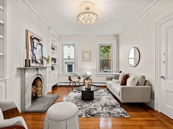 273 Bunker Hill St 1, Boston MA 02129