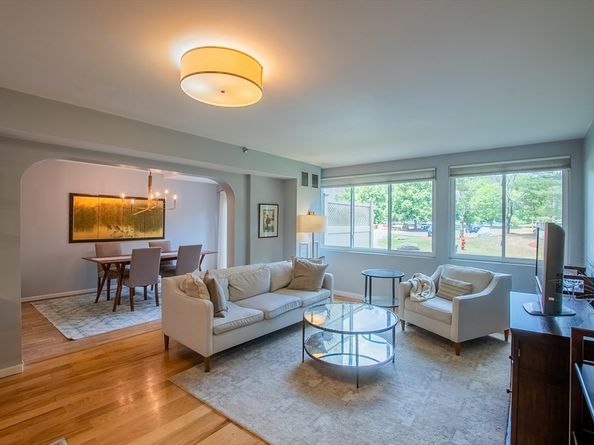 250 Hammond Pond Parkway 102N, Newton MA 02467